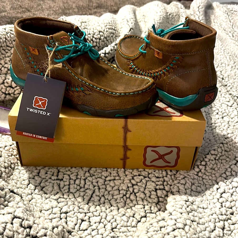New Twisted X shoes